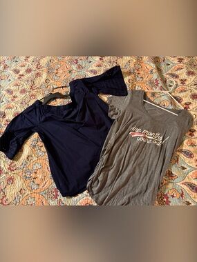 Motherhood Maternity shirts XL/ Off-Shoulder Top and baseball shirt